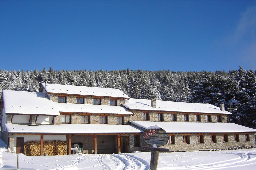 Refugi Cap Del Rec Hostel Lles Εξωτερικό φωτογραφία